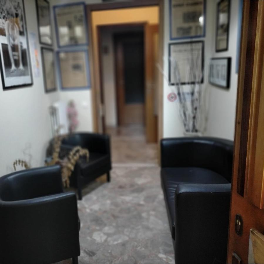 Hotel Le Stanze Di Ginevra - Via Tescione Caserta Exteriér fotografie