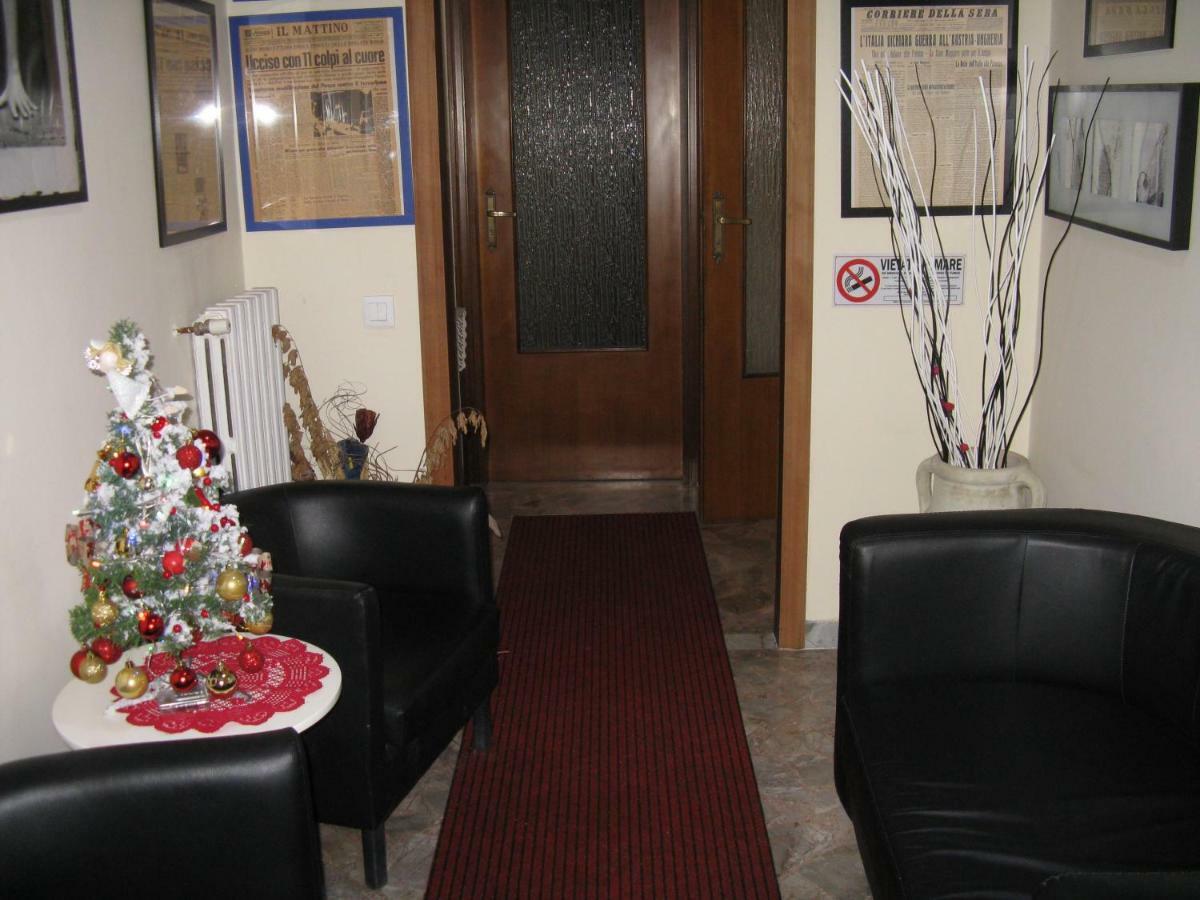 Hotel Le Stanze Di Ginevra - Via Tescione Caserta Exteriér fotografie