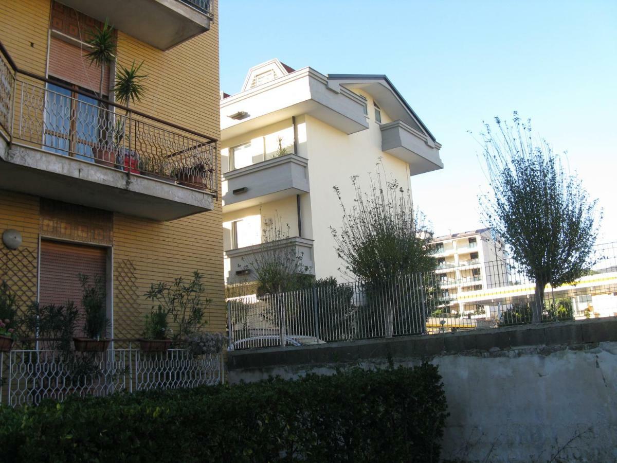Hotel Le Stanze Di Ginevra - Via Tescione Caserta Exteriér fotografie